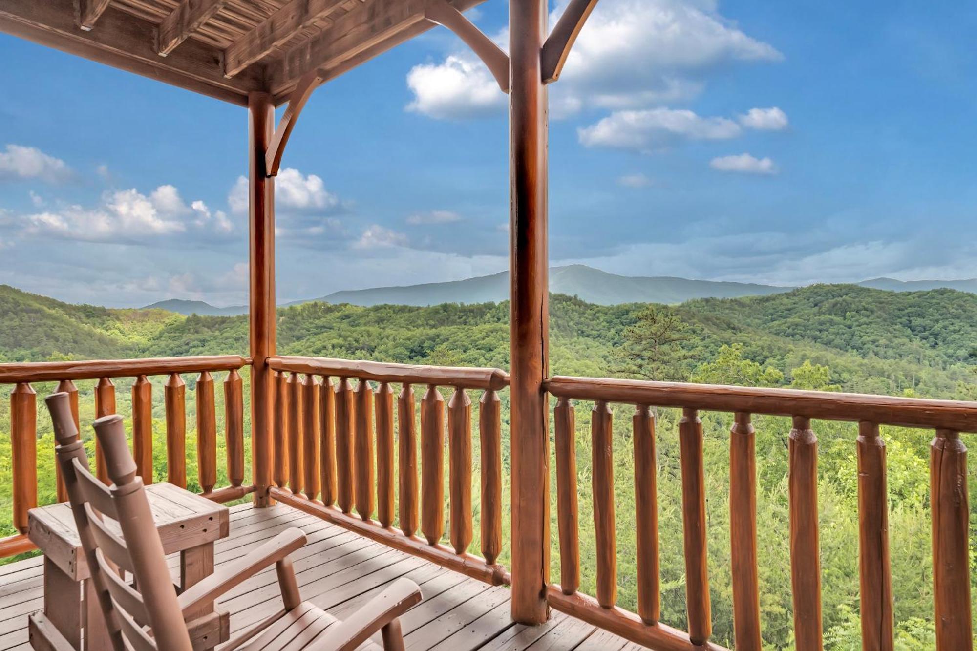 Вілла Endless View- Amazing Panoramic Mountain Views, Pool Access, Free Area Attraction Tickets Сев'єрвілл Екстер'єр фото