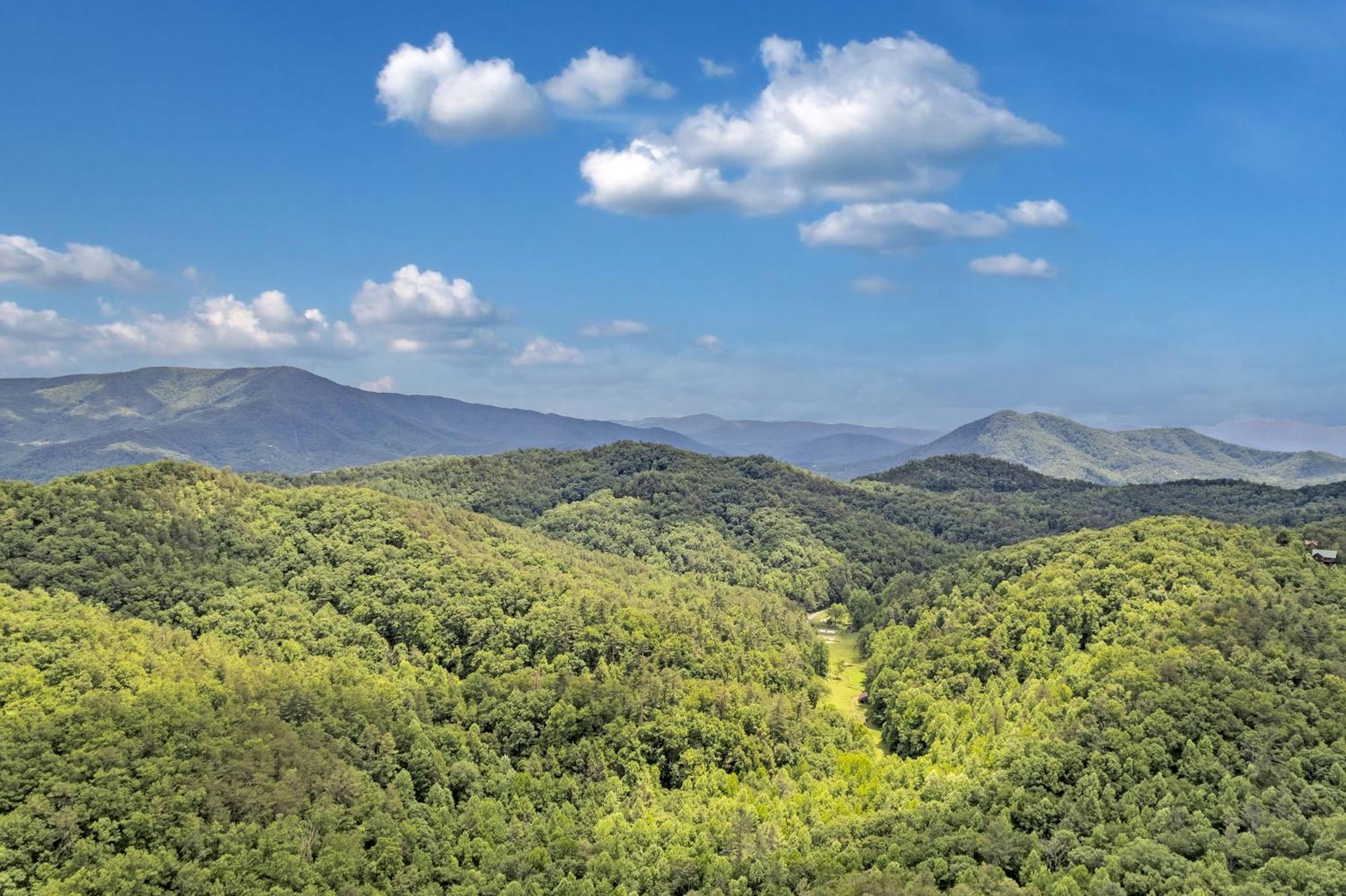 Вілла Endless View- Amazing Panoramic Mountain Views, Pool Access, Free Area Attraction Tickets Сев'єрвілл Екстер'єр фото